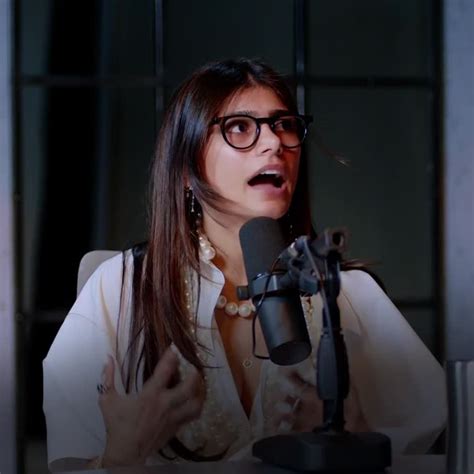 mia khalifa linkedin